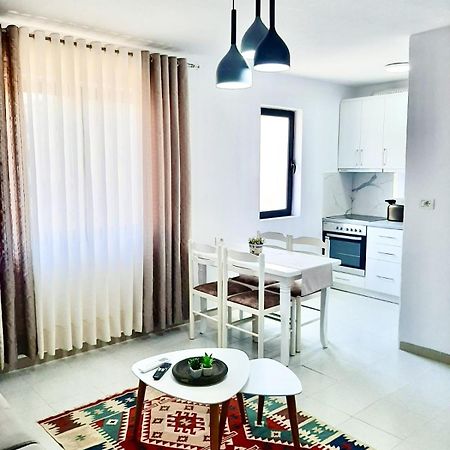 Koli Apartament Берат Экстерьер фото